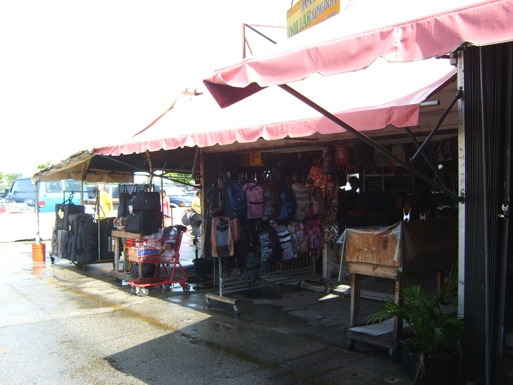 Flea Market  Opa-Locka, Опа-Лока
