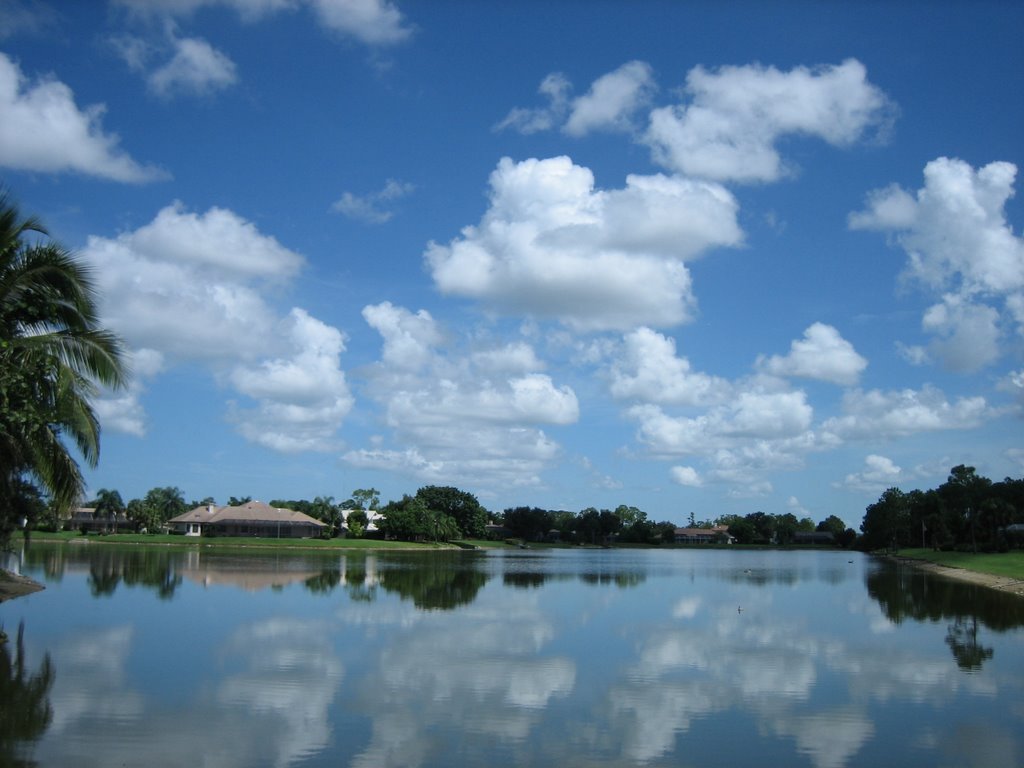Imperial Golf Course Blvd & lake front property at www.BuyUpNaples.com, Палм-Ривер