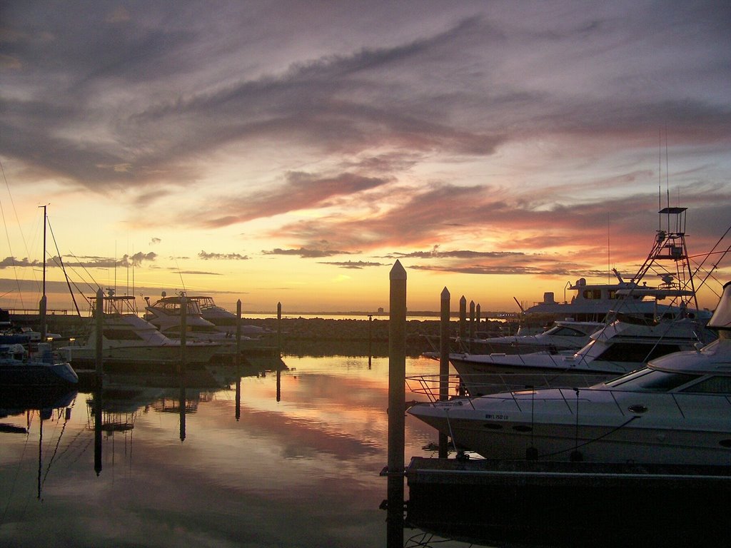 Palafox Pier at sunset, Пенсакола