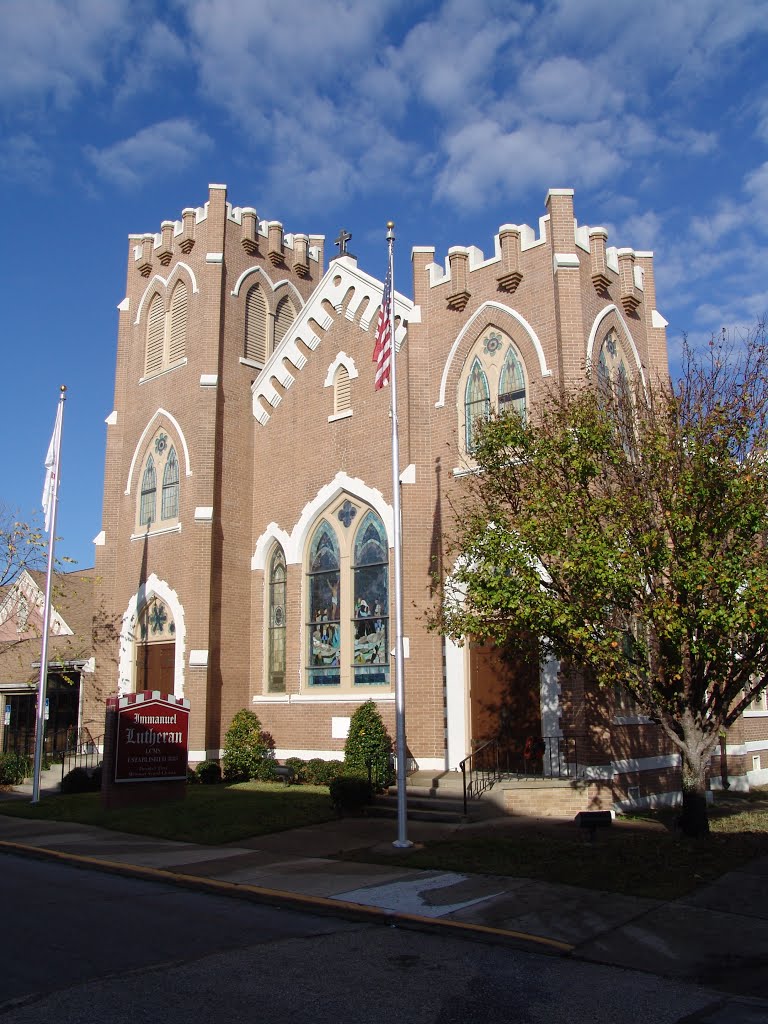 Emmanuel Lutheran church, established in 1885, Pensacola (12-30-2011), Пенсакола
