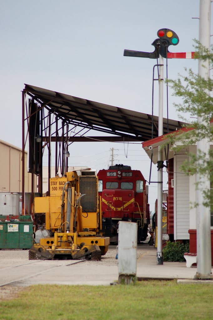 Florida Central Railroad EMD GP7 No. 55 at Plymouth, FL, Саут-Апопка