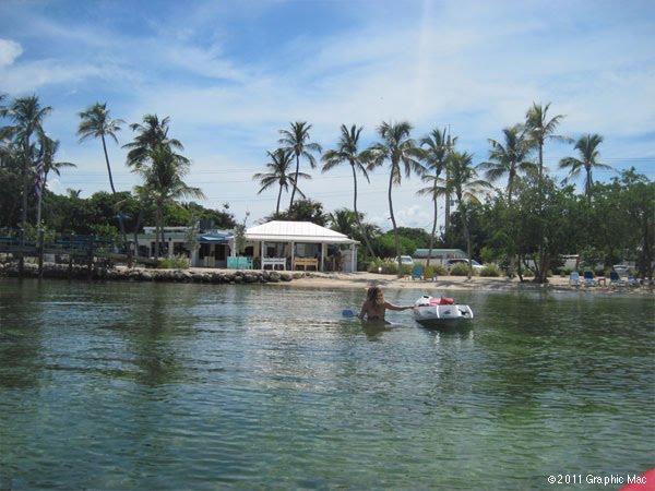 Beach Resort in Florida Keys, Тавернир