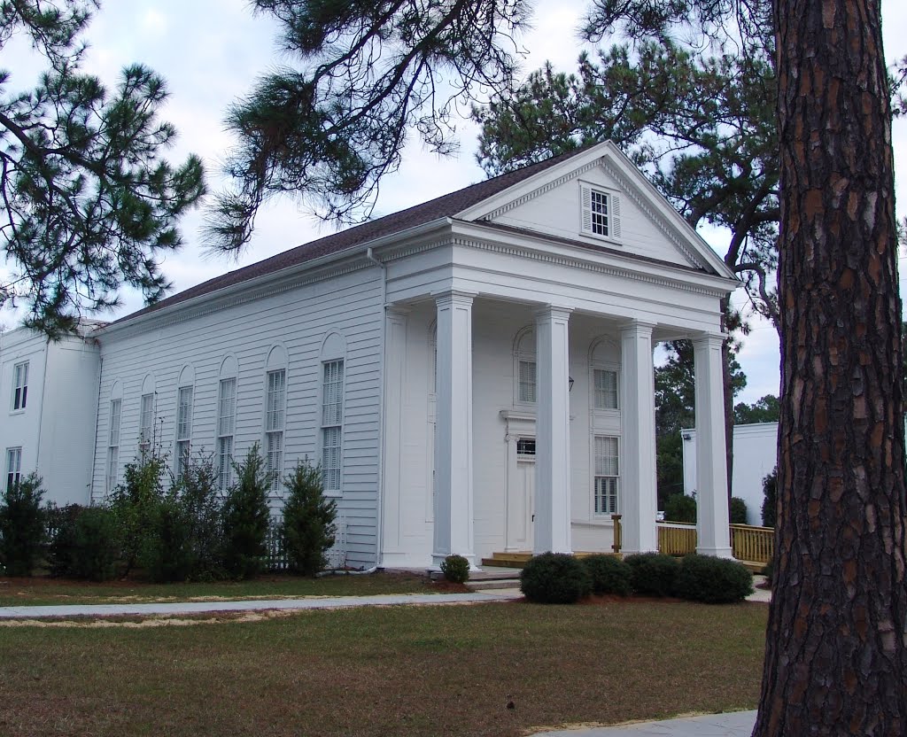 1840s 1st Baptist church of Tallahassee, moved here from downtown in 1949 (11-26-2011), Талахасси