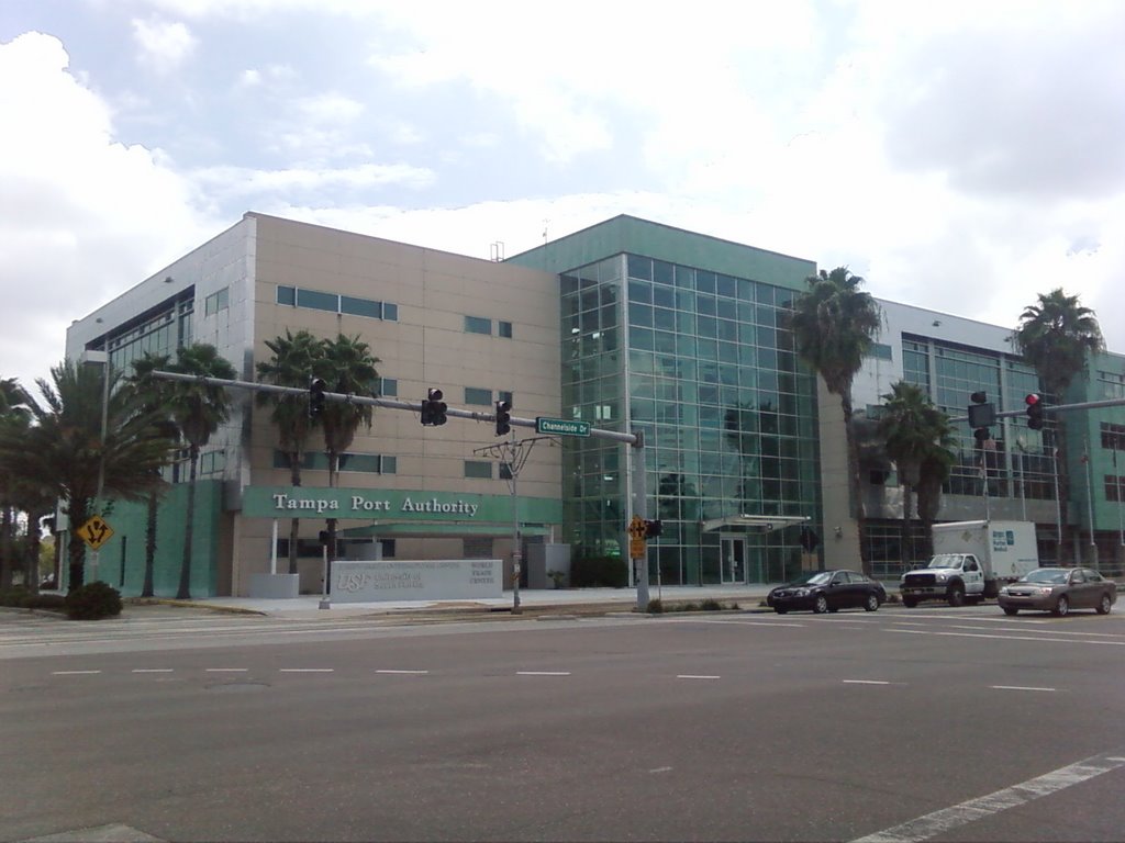 Tampa Port Authority - Looking SE, Тампа