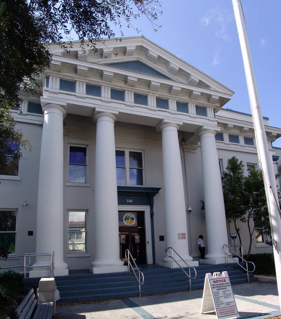 Brevard County Courthouse, built in 1912, Titusville (2-24-2011), Титусвилл