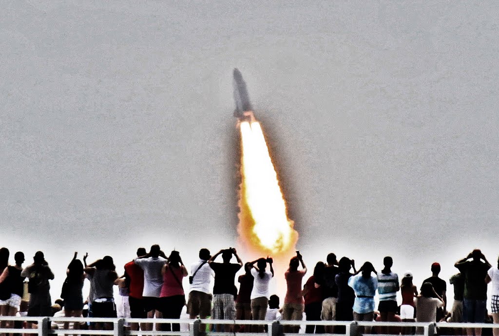 The Launch of Atlantis - The Last U.S. Shuttle Mission, Титусвилл