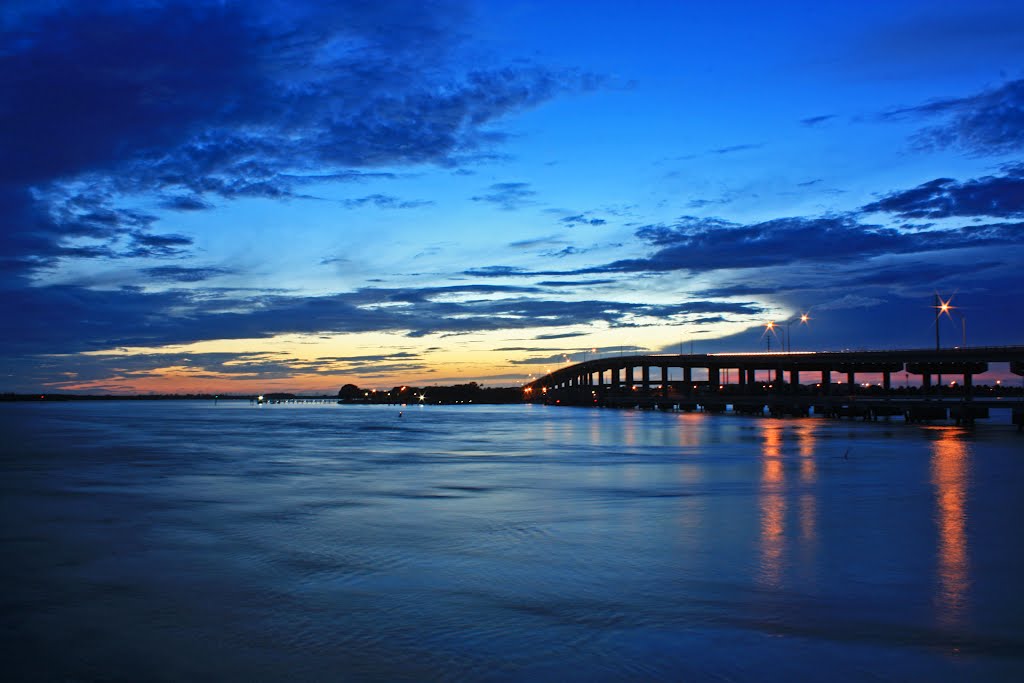 south bridge sunrise, Форт-Пирс