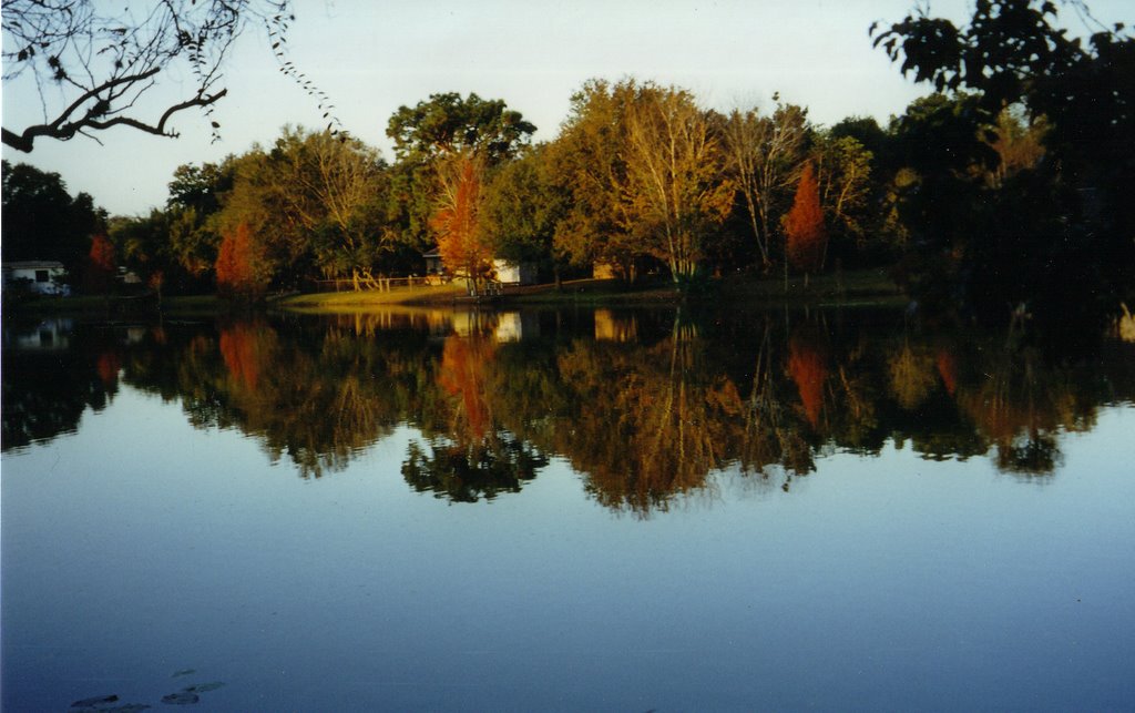 Cedar Lake-Autumn, Хамптон