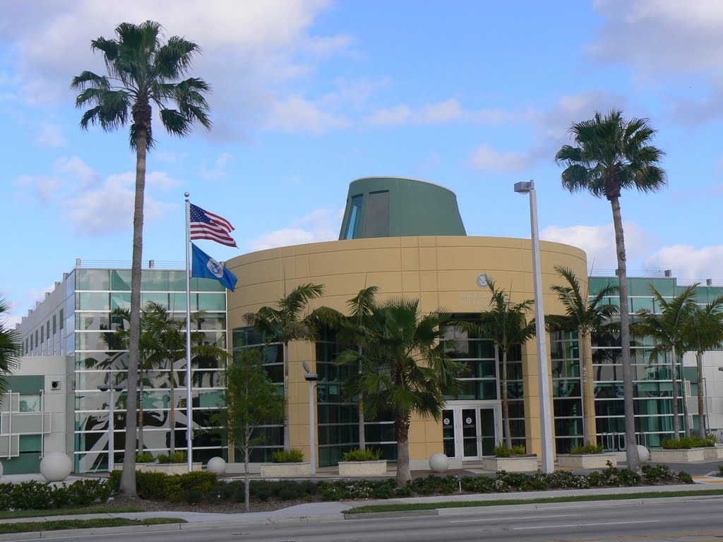 Oficinas de Inmigracion, Miami., Эль-Портал