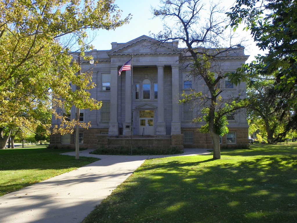 Hyde County Courthouse, Highmore, South Dakota, Ватертаун