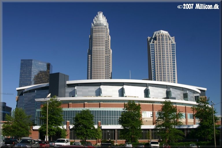 Charlotte Bobcats Arena and Bank of America Corporate Center, Пайнридж