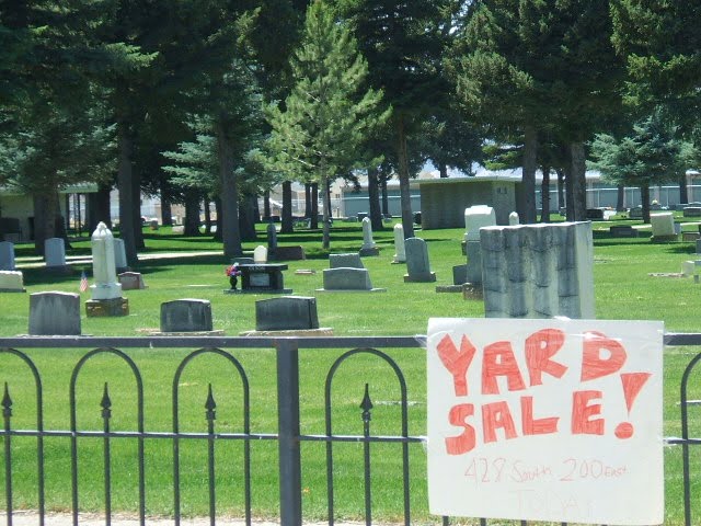 People are dying to come to the sale, Вест-Джордан