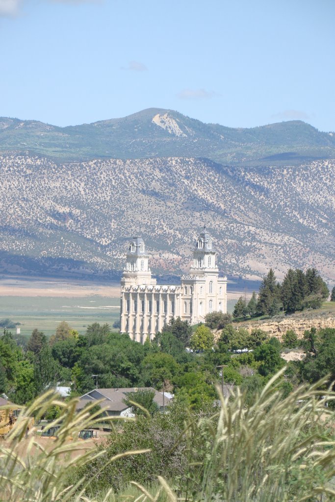 Manti Temple from the hills, Коттонвуд-Хейгтс