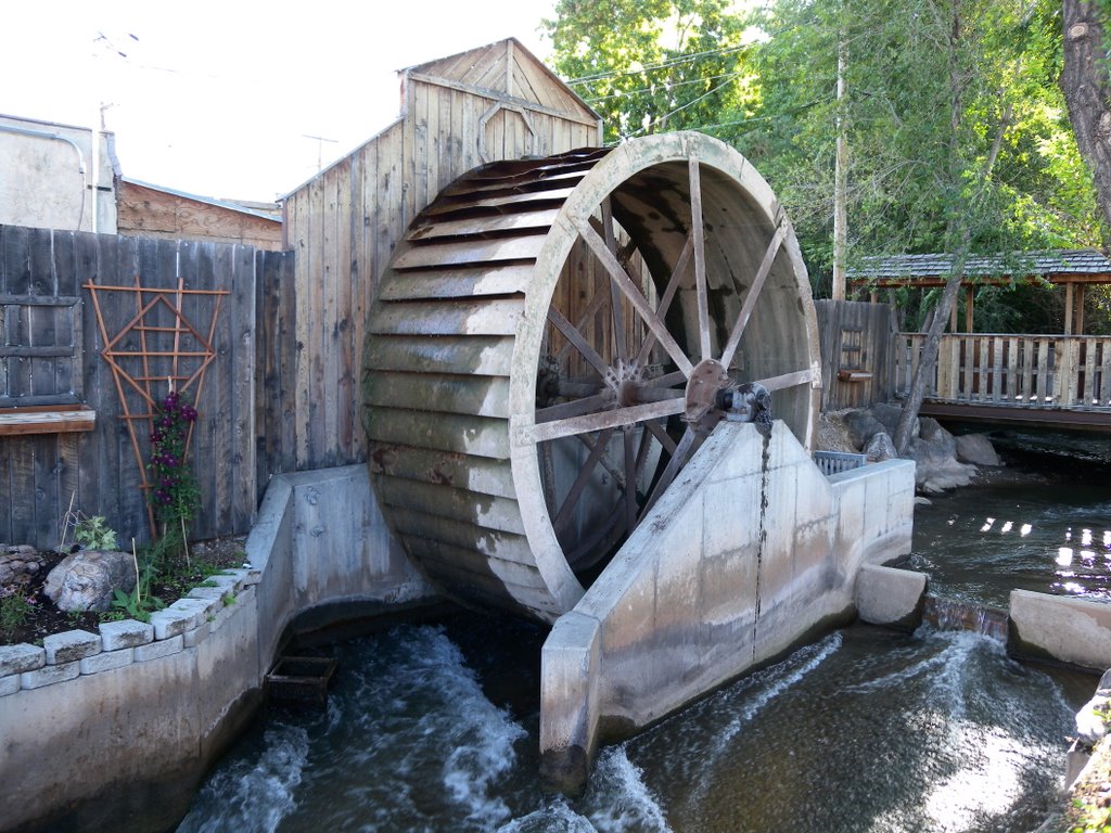 The Old Mill Wheel, Нефи