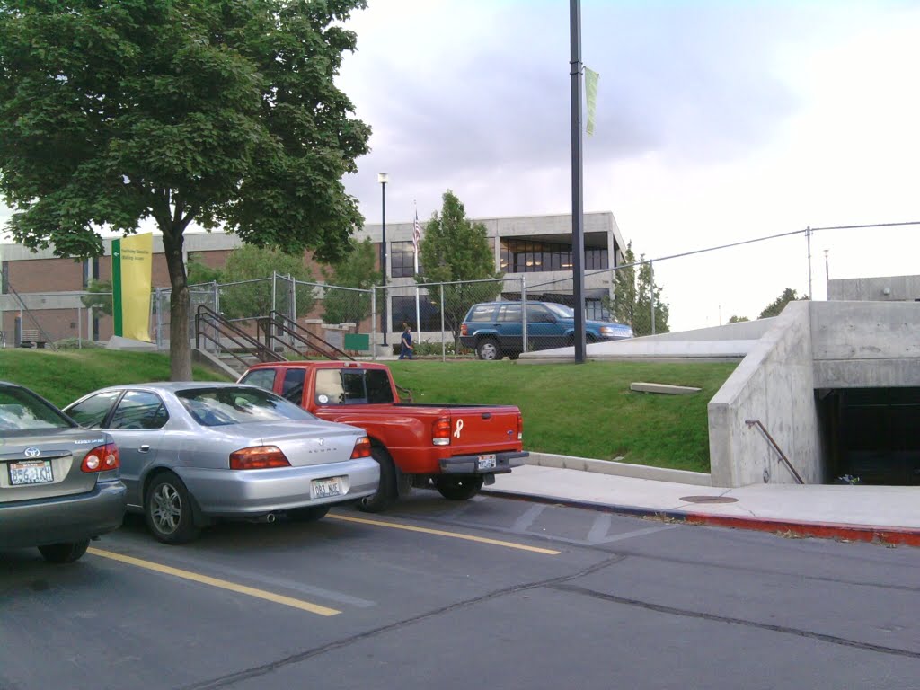 UVU LDS Institute Parking, Орем