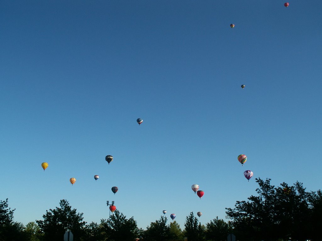 A Sky Full of Hot Air Balloons, Прово