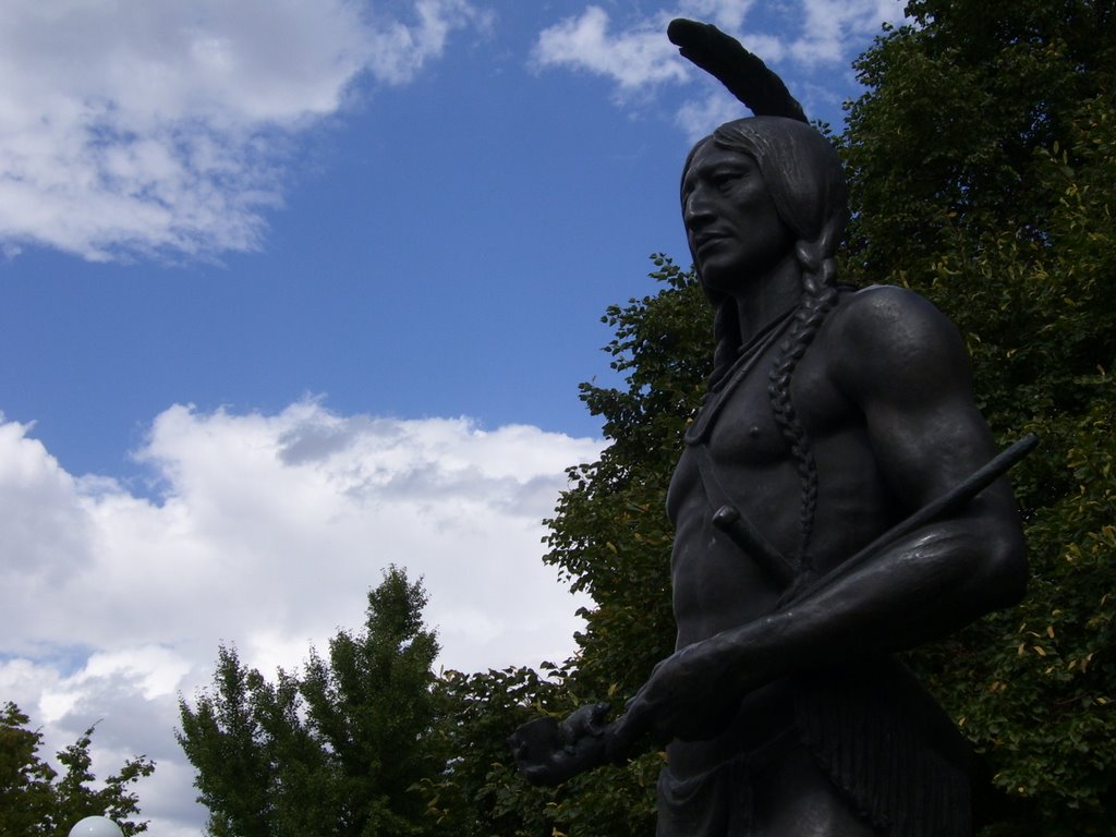 BYU campus Massasoit statue, Прово