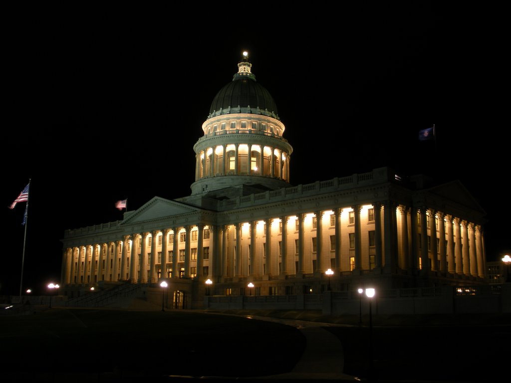 State capitol building at night., Солт-Лейк-Сити