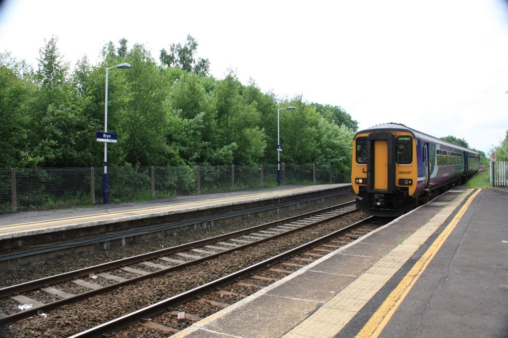Bryn Railway Station ,Class 158, Аштон-ин-Макерфилд