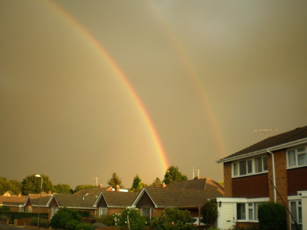Rainbow over Bisley, Басингсток