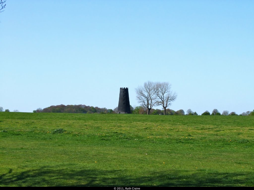 Old Windmill on The Westwood Pasture, Beverley, East Yorkshire, Беверли