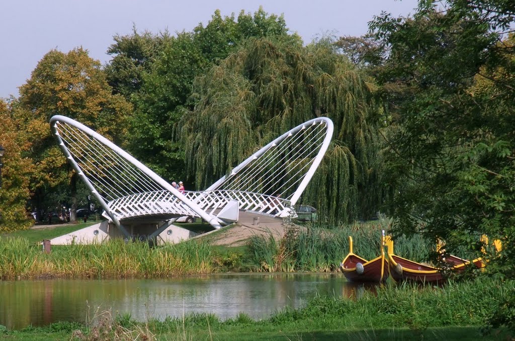 Bedford Butterfly Bridge, Бедфорд