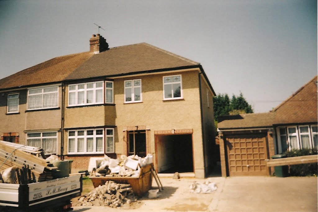 Extension in Bexley, Kent by S M Berry Building Contractors Ltd, Бексли