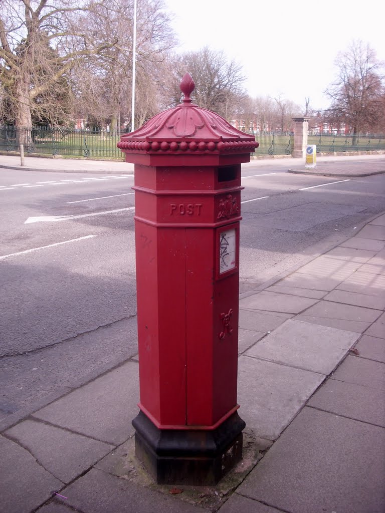 Victorian postbox, Биркенхед