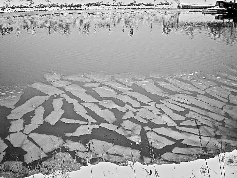 Broken Ice on the River Withim, Бостон