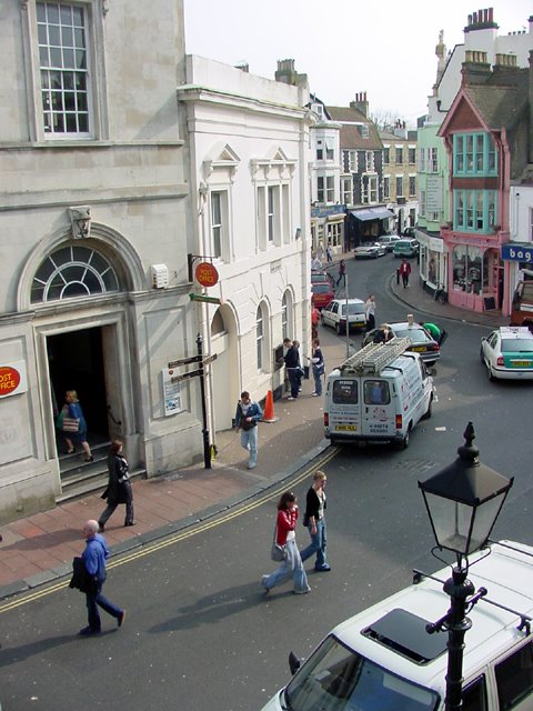 Looking down Ship Street in Brighton, Брайтон