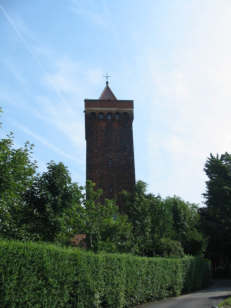 Victorian Water Tower, Брентвуд