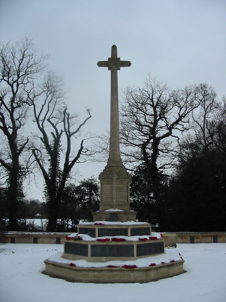 War memorial, Брентвуд