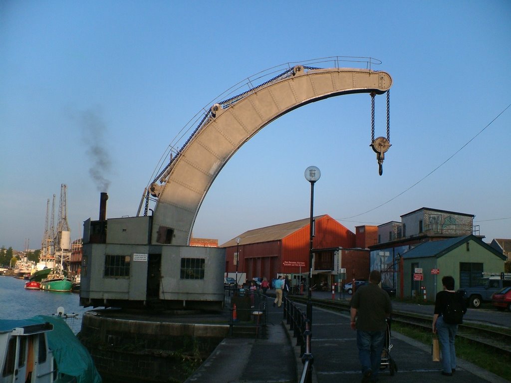 Working Fairbairn crane Steam Crane, Бристоль