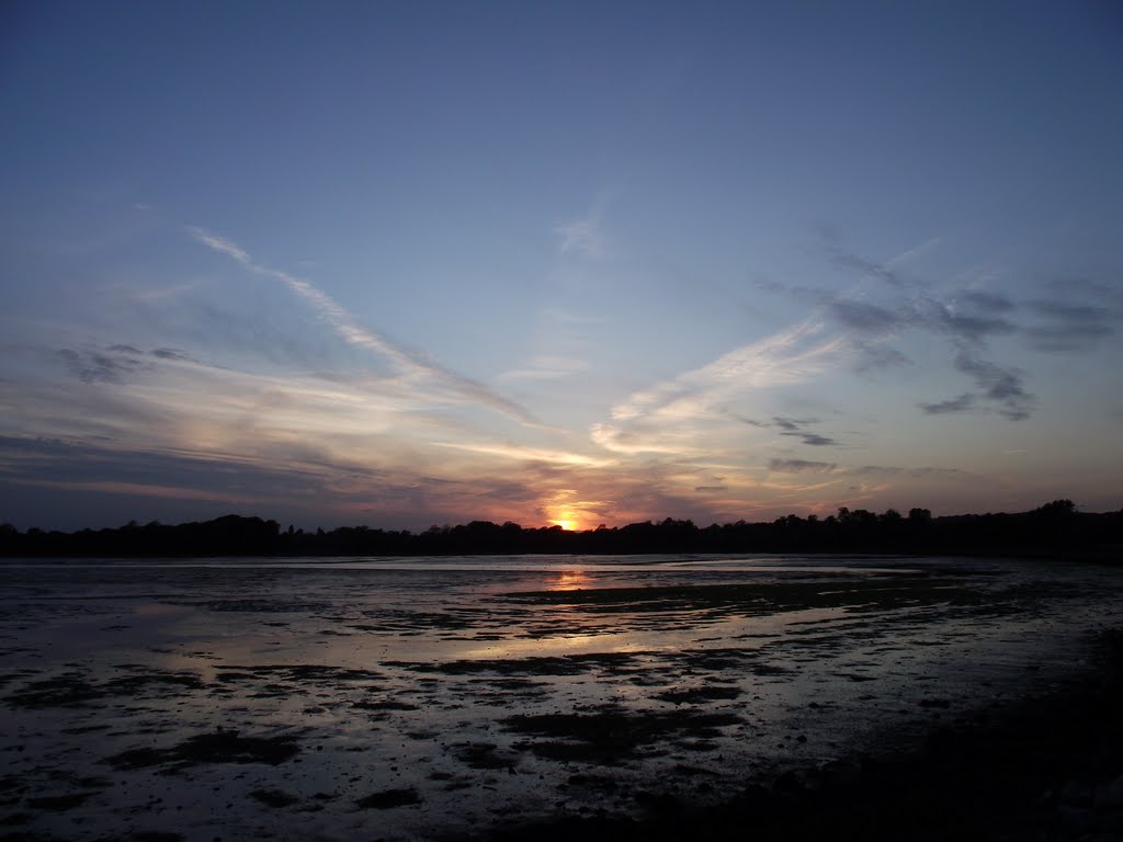 sunset over holesbay 2, Ватерлоо