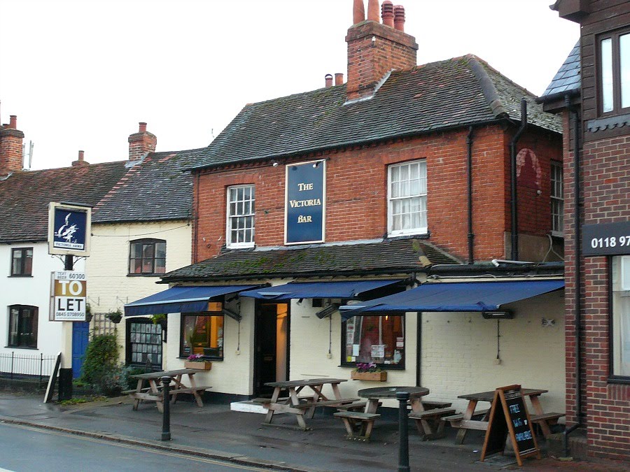 The Victoria Bar in Wokingham, Вокингем
