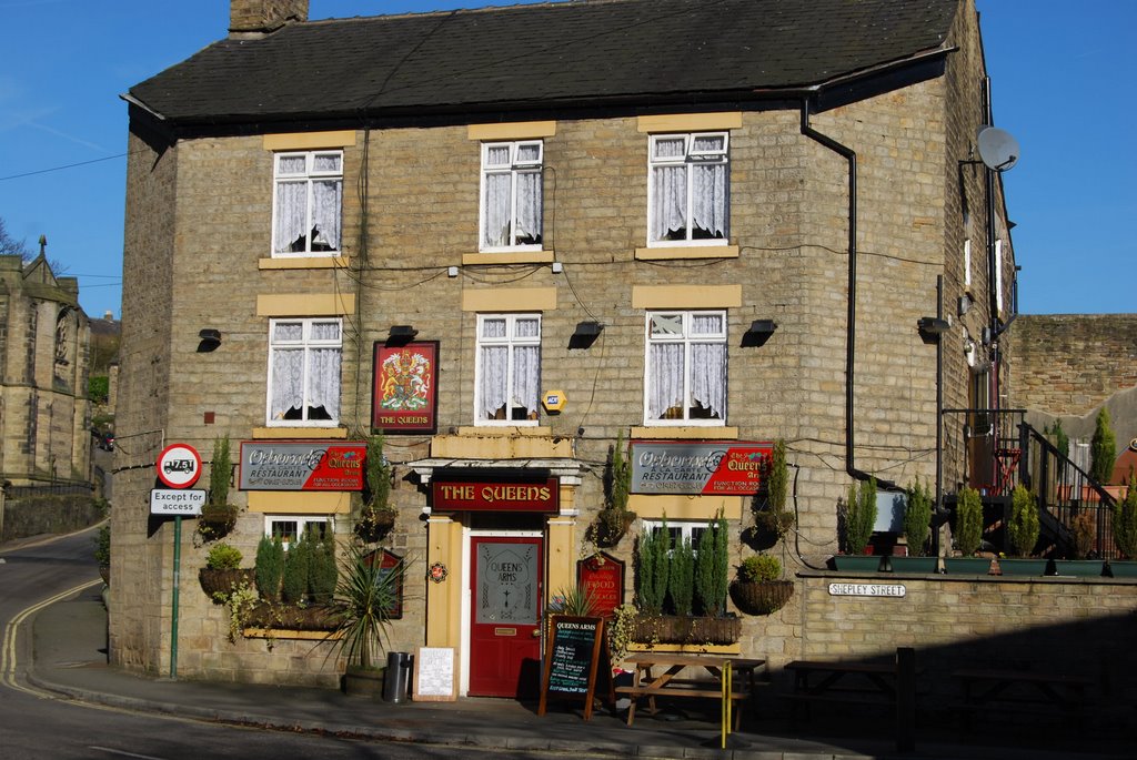 The Queens, Old Glossop, Глоссоп