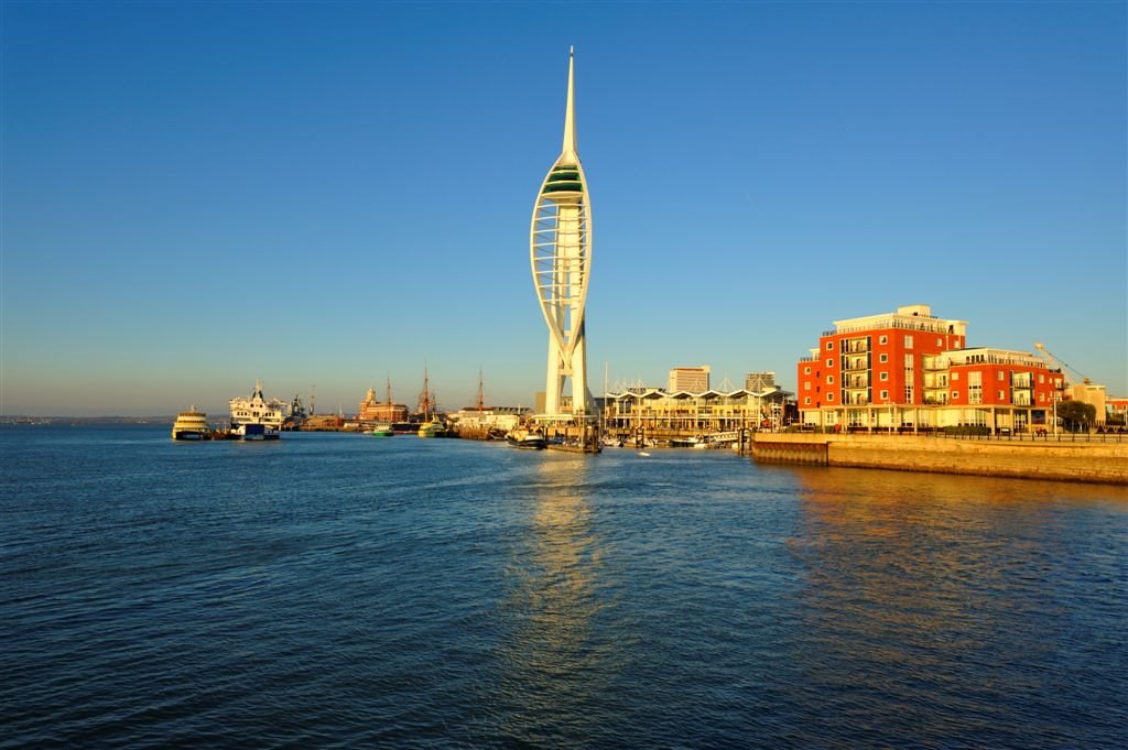 Portsmouth harbour looking up to Fareham, Госпорт