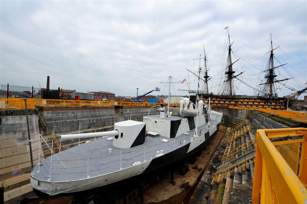 M33 and HMS Victory ~ Portsmouth, Госпорт