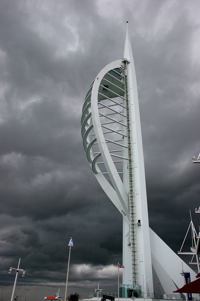 Spinnaker tower Portsmouth on a bad day?, Госпорт