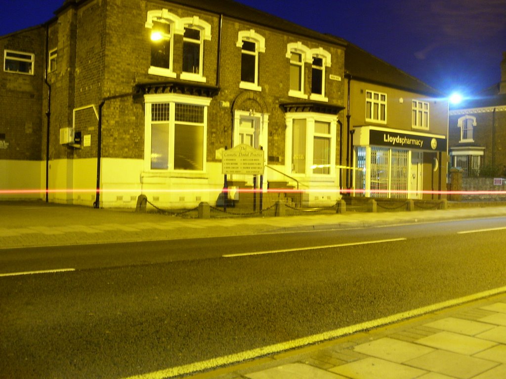 Dudley Street at night, Гримсби