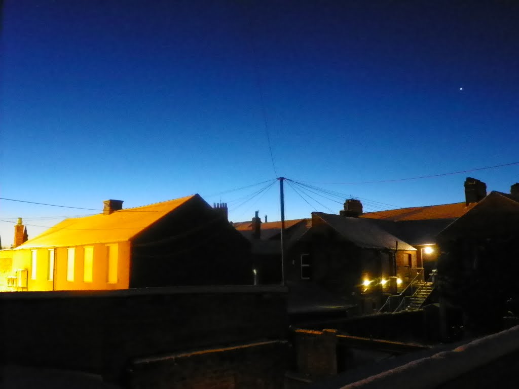 Dawn at the back street., Дарлингтон