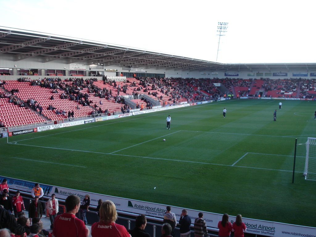Keepmoat Stadium, Doncaster - before match vs Leyton Orient, Донкастер