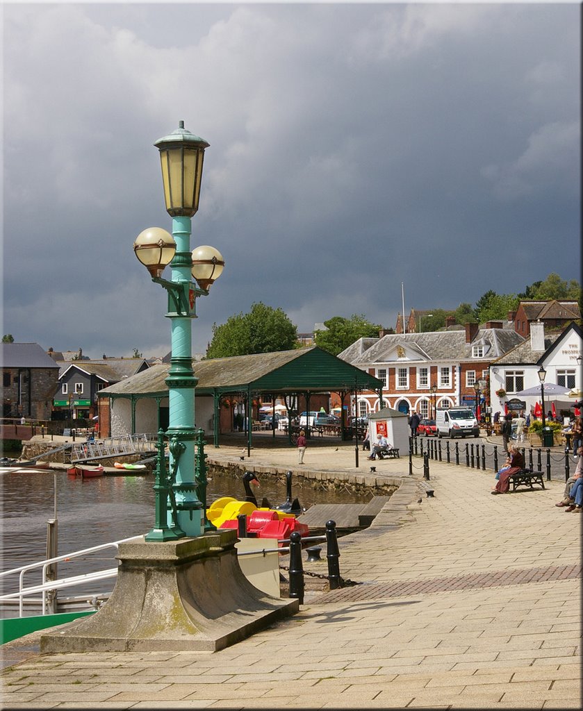 Exeter - Lights by the Quay, Ексетер