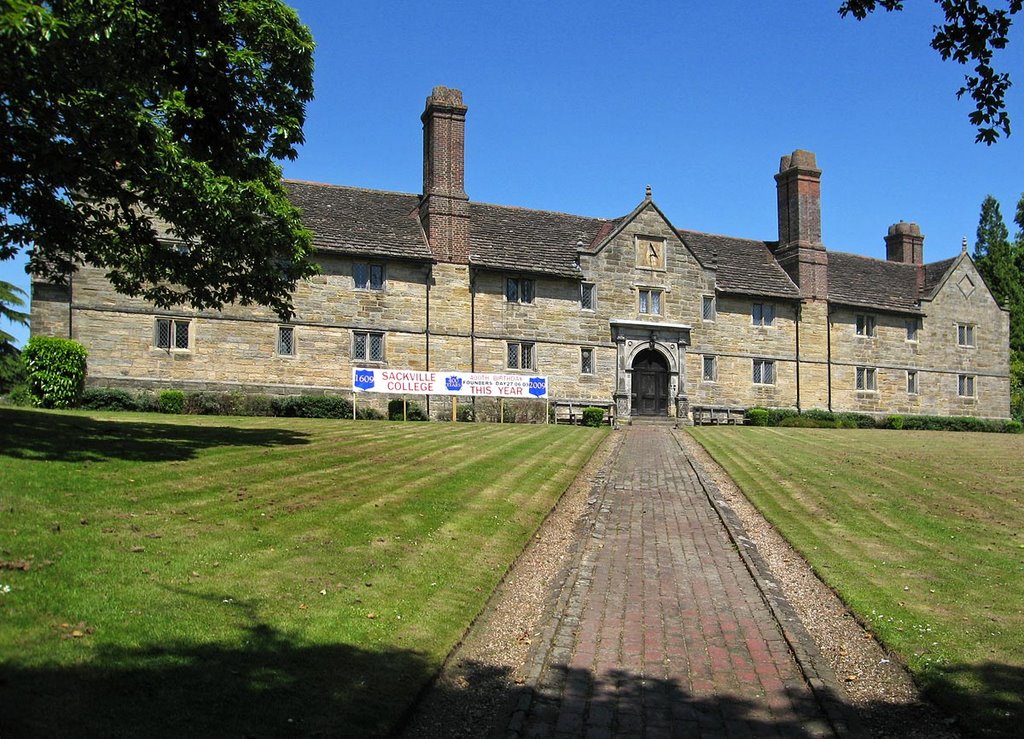 Sackville College - East Grinstead, Ист-Гринстед