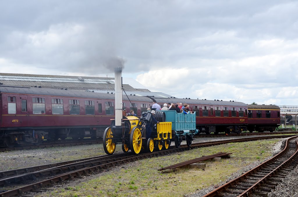 NRM York. Replica of George Stephenson’s Rocket steam locomotive (1829), Йорк