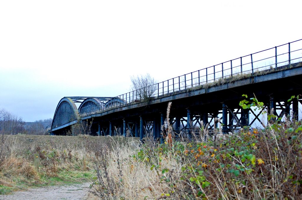 Old Railway Bridge, Castleford, Кастлфорд