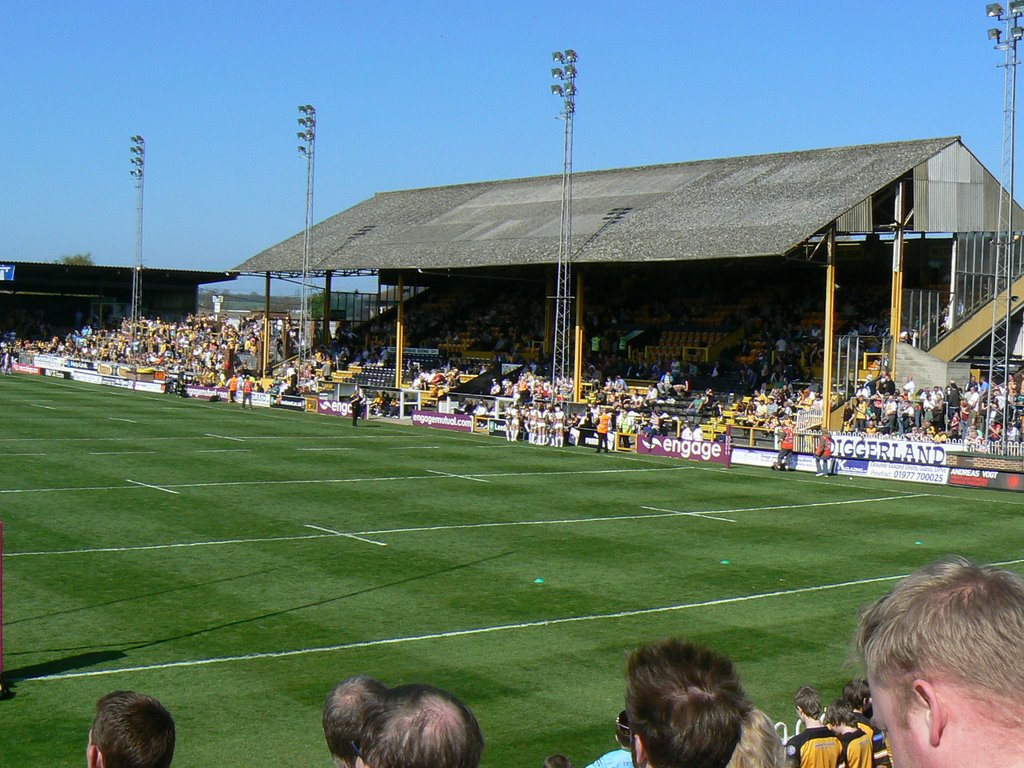 Main stand at Castleford Tigers Rugby League ground, Кастлфорд