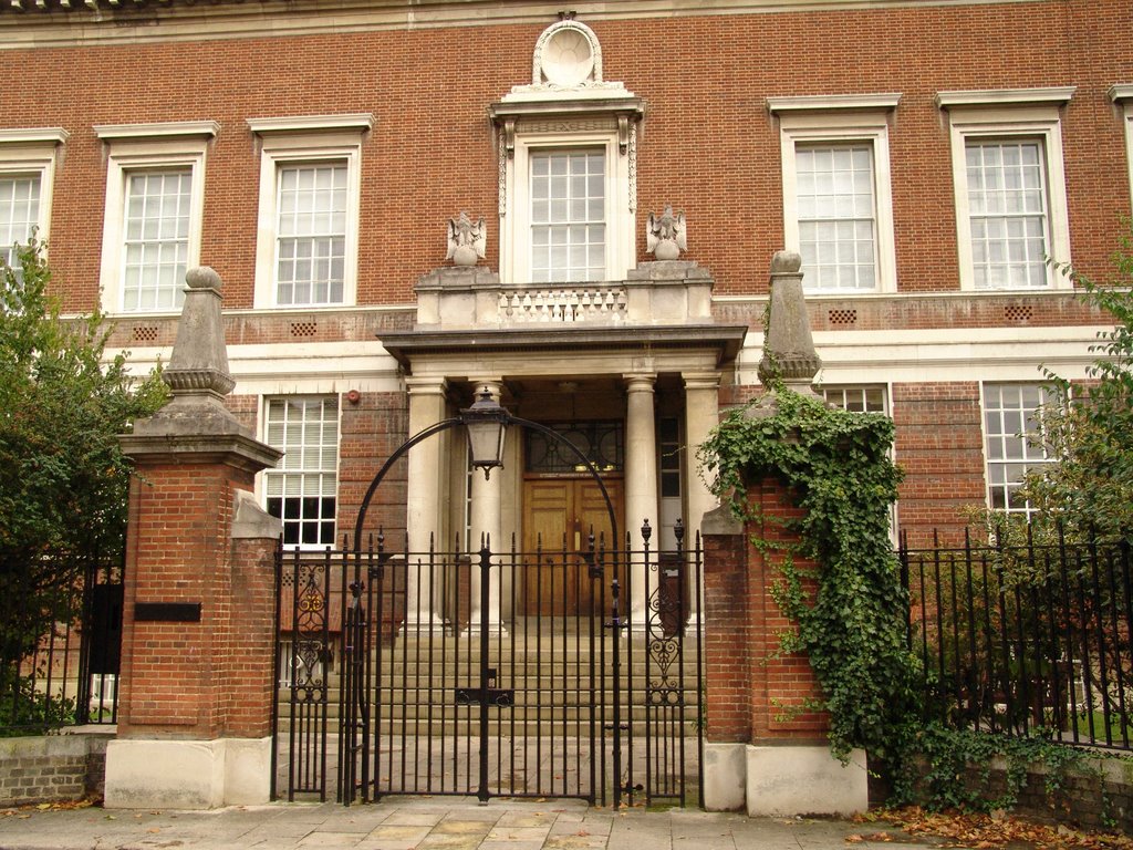 entrance to ..., Кембридж