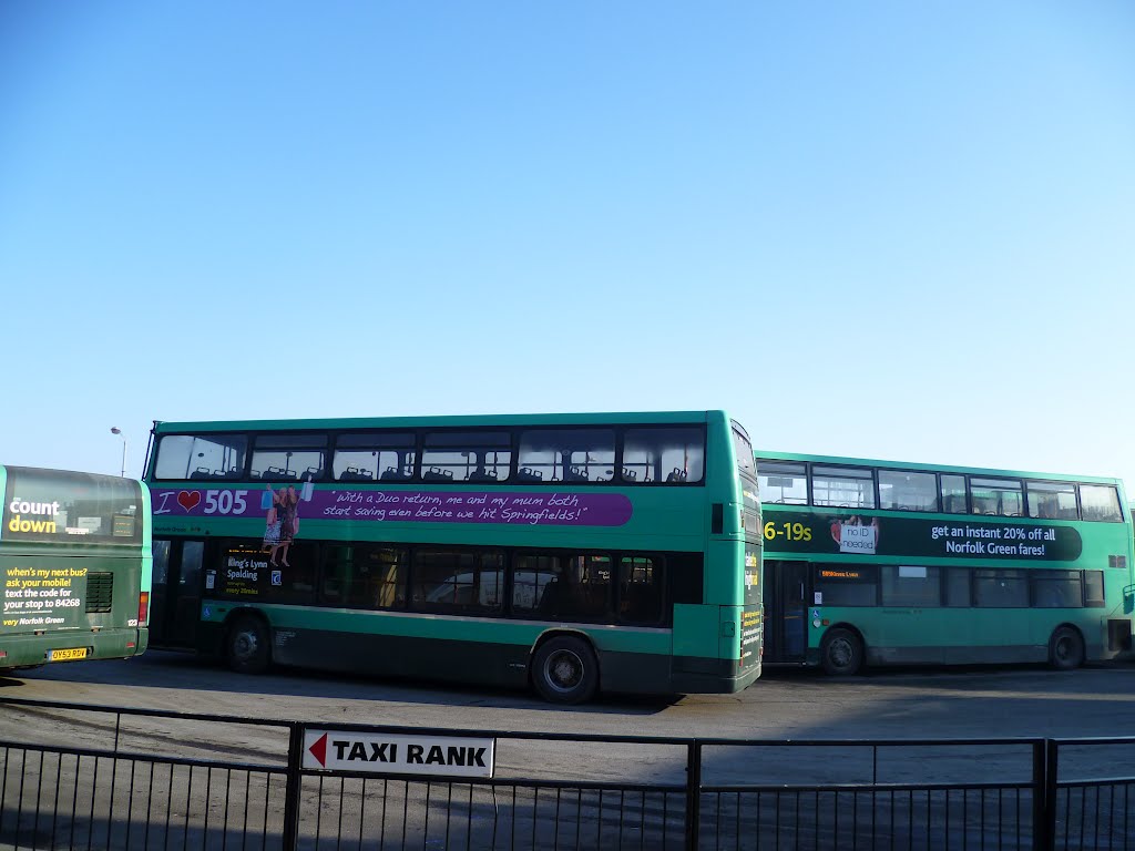 1137. kings lynn bus station. kings lynn, norfolk. feb. 2012., Кингс-Линн