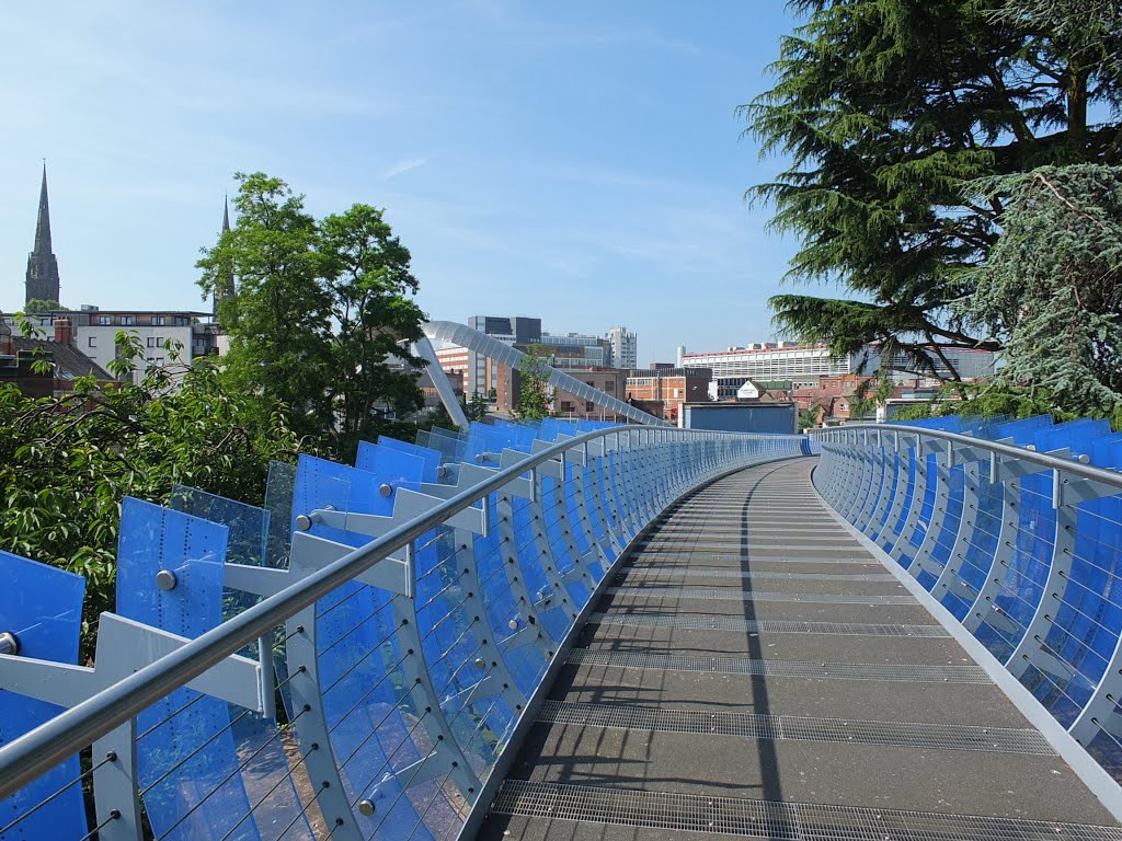 The Walkway at Coventry new Transport Museum area., Ковентри